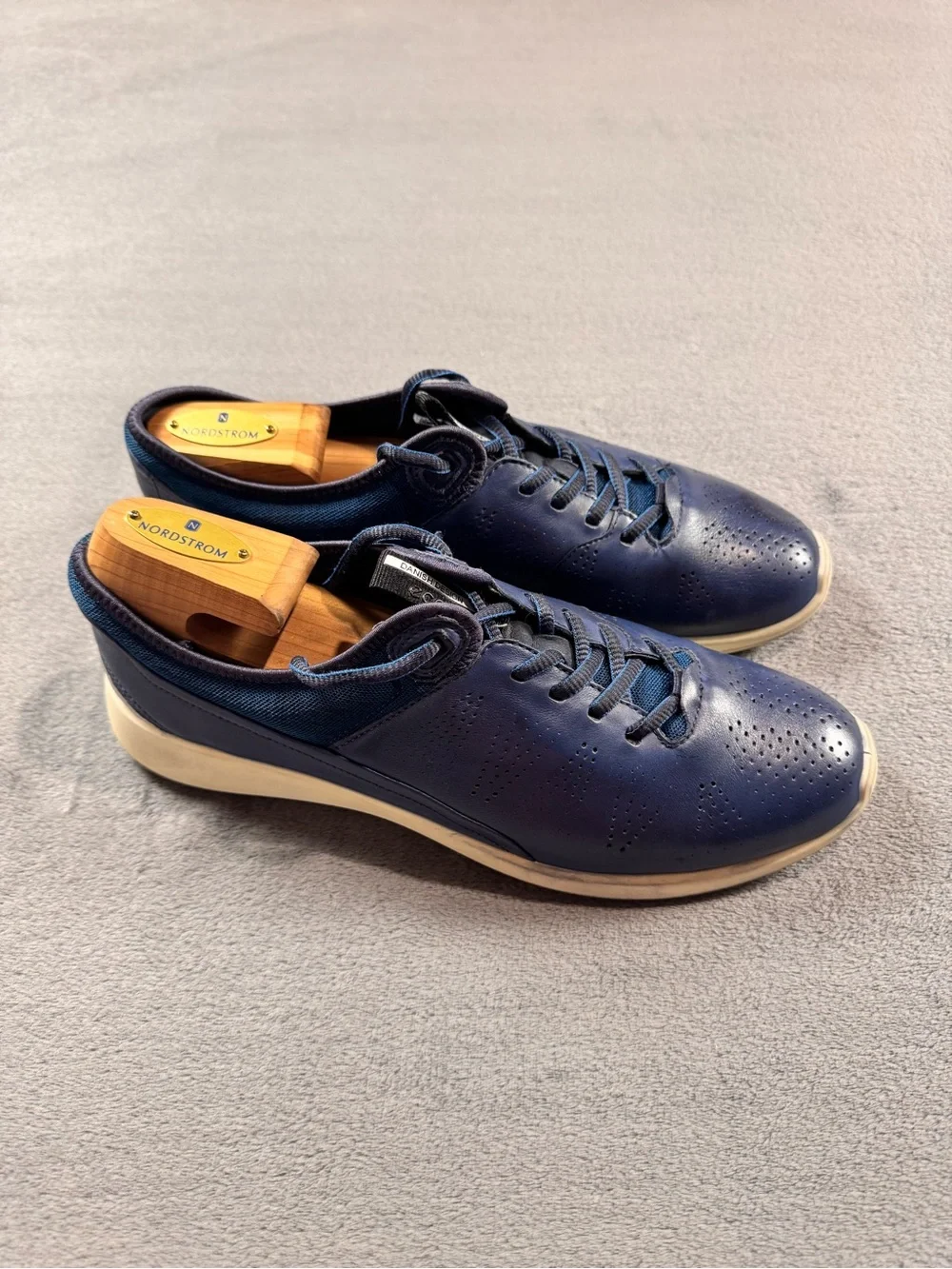 Ecco Danish Design Soft 5 Sneakers in Navy